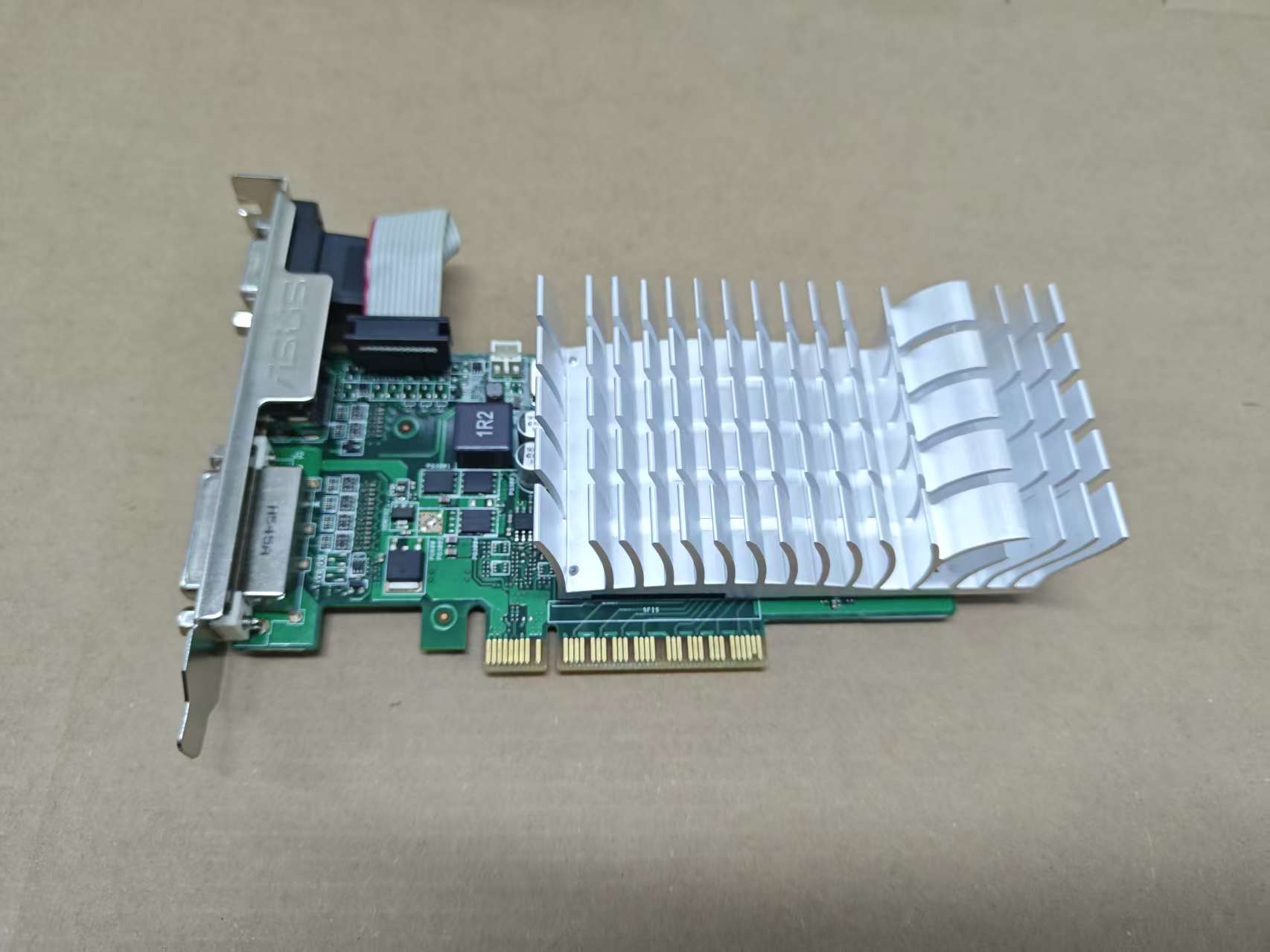 ASUS GT720 2GD3 V2 DP CARD gra - đánh giá và giá Pc Gaming Nvidia